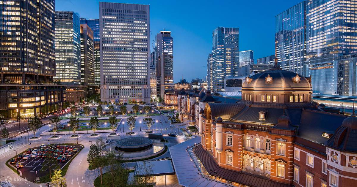 Tokyo City, Imperial Palace & Tokyo Station Layover Night View Tour